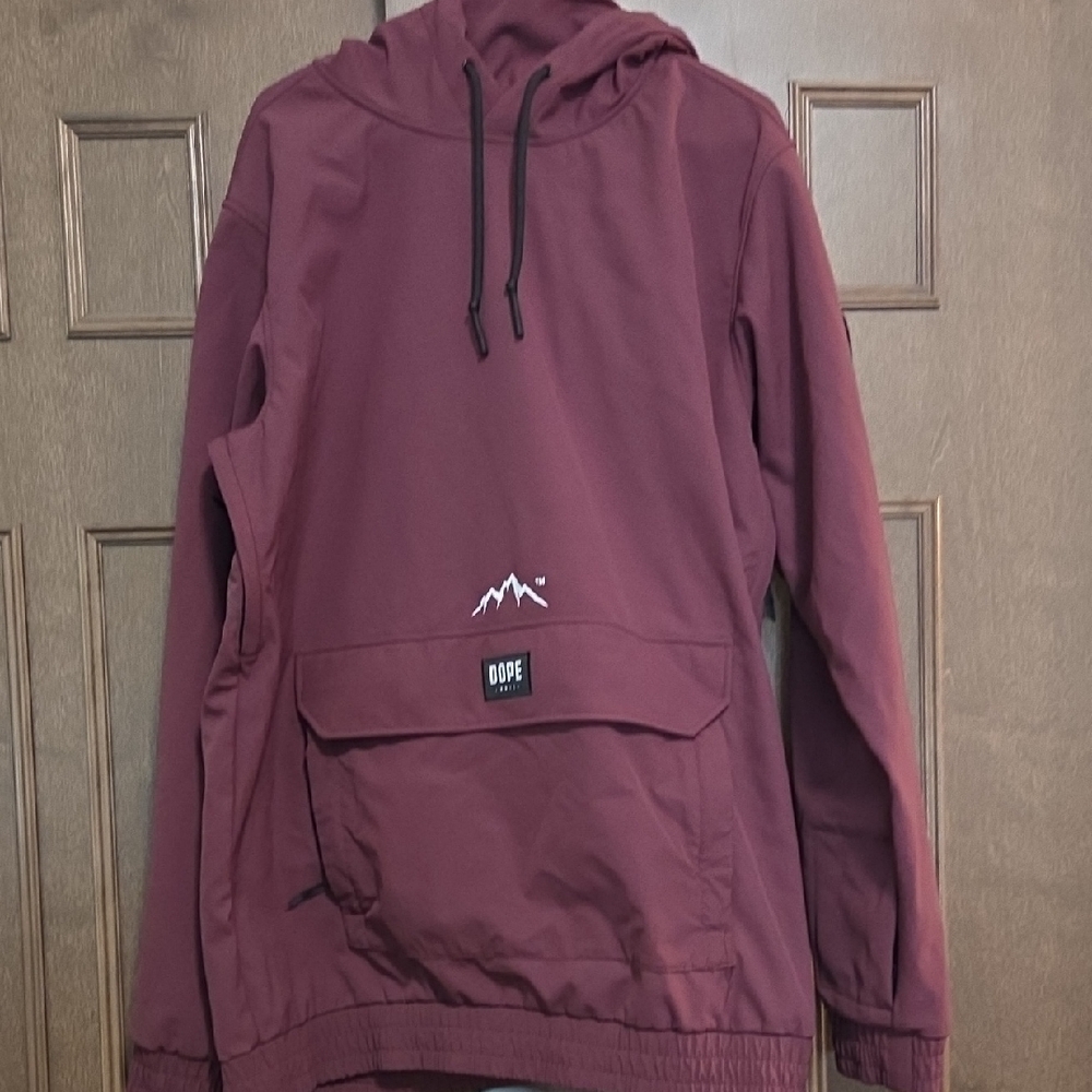DOPE burgundy hooded Ski Shell Pullover